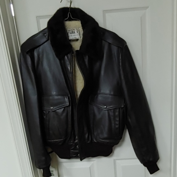Park V Leather Bomber jacket - Picture 1 of 3